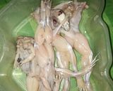 Foto langkah ke 1 dari resep Rica rica frog 🐸.