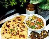 A picture of step 6 of Dilli Wala Matar Kulcha.