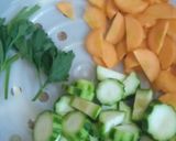 Foto langkah ke 1 dari resep Sayur bening bayam simple.