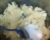 Foto langkah ke 3 dari resep Potato Cheese Bread.