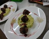 Foto del paso 7 de la receta: Albóndigas de cordero, salsa de frutos rojos, puré de espinaca