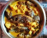 আলু ফুলকপি দিয়ে কৈ মাছের ঝোল(alu fulkopi diye koi machher jhol recipe in bengali) রেসিপি ধাপ - 7 ছবি