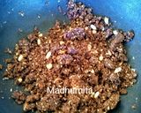 A picture of step 5 of Millet ladoo nachni with chocolate.