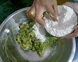 A picture of step 2 of Aloo methi thepla.