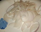 A picture of step 1 of Tali hui Piyaz.