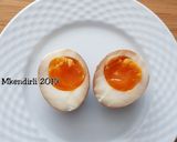 Foto langkah ke 5 dari resep Ajitsuke tamago / telur ramen.