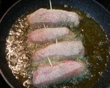 Foto del paso 3 de la receta: Rollitos de carne y queso a las pimientas