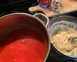 Une image de l'étape 2 de Tomato stew with dumplings.