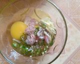 Foto langkah ke 2 dari resep 🥚Telur Dadar Lombok ijo.