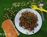 A picture of step 7 of Masala moth beans.