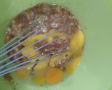 Foto langkah ke 3 dari resep Choco Banana Muffin.