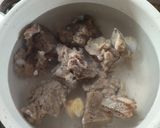 Foto langkah ke 1 dari resep Sop Tulang.