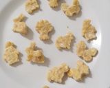 Foto langkah ke 5 dari resep Nugget Nasi Ayam Keju.