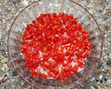 Foto del paso 2 de la receta: 🍅🧅🫑Salsa criolla - salsa vinagreta de tomate, cebolla y morrón 🫑🧅🍅