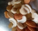 सेवइयां का हलवा(seviyan ka halwa recipe in hindi) रेसिपी चरण 1 फोटो