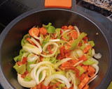 Foto del paso 1 de la receta: Carne picada salteada con verduras