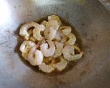 চিংড়ি আলু পটলের ডালনা (chingri aloo potoler dalna recipe in Bengali) রেসিপি ধাপ - 2 ছবি