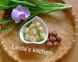 Hình bước làm 6 của món Chè hạt sen, nhãn lồng giải nhiệt cho ngày hè oi ả