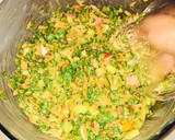 A picture of step 13 of Local salad🥗.