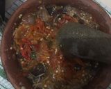 Foto langkah ke 2 dari resep Sambal Terong Bakar.