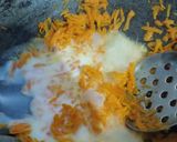 A picture of step 2 of Carrot Halwa.