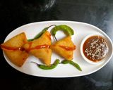 A picture of step 10 of Aloo Samosa.