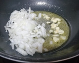 Foto del paso 2 de la receta: Lomo de cerdo con salsa de champiñones y queso