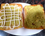 Foto del paso 3 de la receta: Bocadillo de tortilla y aguacate