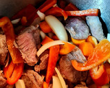 Foto del paso 2 de la receta: Carrilladas de cerdo en salsa