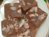 حلوة السنيوة بالشكولاطة واللوز🍫🫶🤎🥧