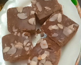صورة لخطوة 1 من وصفة حلوة السنيوة بالشكولاطة واللوز🍫🫶🤎🥧
