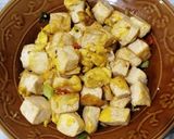 Foto langkah ke 5 dari resep Tumis Tahu Telor.