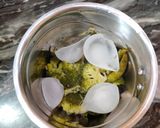 A picture of step 2 of Broccoli sauce paneer.