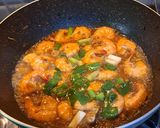 Foto langkah ke 4 dari resep Udang Saus Tiram Pedas.