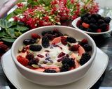 Foto langkah ke 1 dari resep Guava Berry Breakfast.