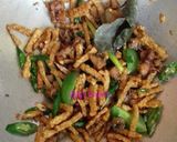 Foto langkah ke 4 dari resep Tempe & cumi cabe ijo.