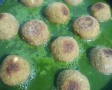A picture of step 8 of Baked chickpea balls in spinach gravy.