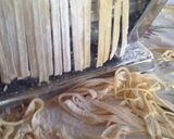 Foto del paso 6 de la receta: Cintas caseras al huevo