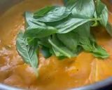 รูปขั้นตอนการทำที่ 7 ของ ขนมจีนแกงไก่ใส่ยอดมะพร้าวอ่อน
