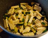 Foto del passaggio 2 della ricetta Carbonara vegetariana