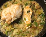 Foto del paso 4 de la receta: Pollo al verdeo con papas al pimentón