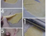 Foto langkah ke 3 dari resep Pastel Renyah Bunga Mawar.