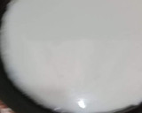 A picture of step 4 of Plain Pancakes.