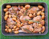 Foto del paso 13 de la receta: Codillo al horno con patatas y escalonias glaseadas