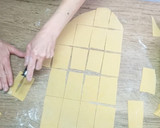 Foto del paso 3 de la receta: Chiacchiere crujiente/receta típica de Carnaval italiana