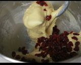 Foto langkah ke 4 dari resep Cranberry Bread Loaf.