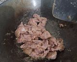 Foto langkah ke 4 dari resep Daging Sapi Saus Lada Hitam.