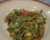 Foto langkah ke 5 dari resep Tumis sayur grendel/bunga genjer.