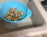 Φωτογραφία βήματος 3 της συνταγής Smashed potatoes με αρωματικά