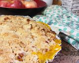 Foto del paso 5 de la receta: Pastel de manzana con natillas y crumble